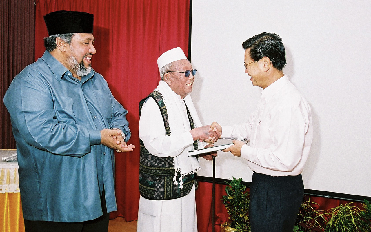 The first counselling manual was developed